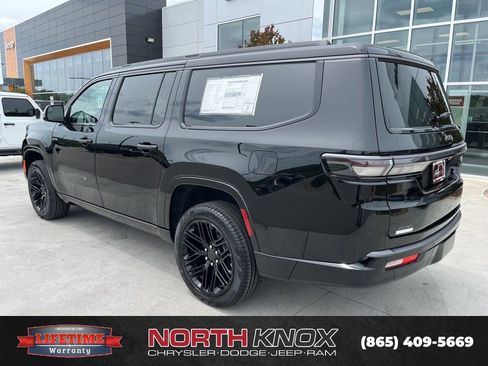 New 2026 Jeep Grand Wagoneer L Limited AWD/4WD image 14