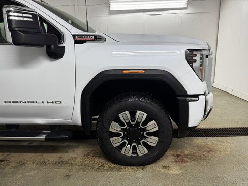 New 2026 GMC Sierra 2500 Denali w/ Technology Package image 17