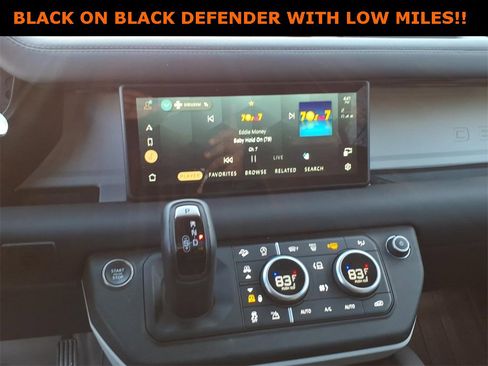 Used 2024 Land Rover Defender 110 S image 22