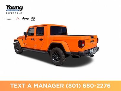 Used 2025 Jeep Gladiator Sport