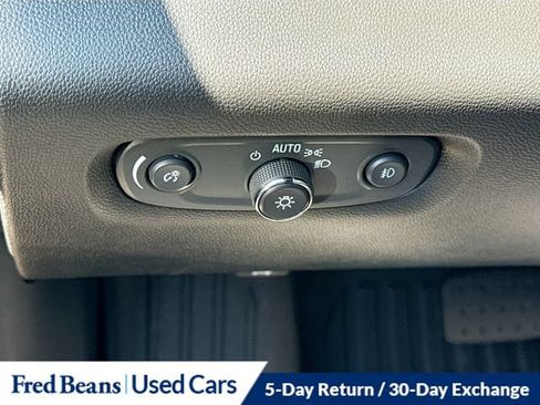 Used 2021 Chevrolet Traverse Premier w/ Redline Edition AWD/4WD image 13
