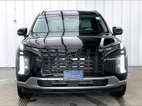 Certified 2025 Hyundai Palisade Limited AWD/4WD image 3
