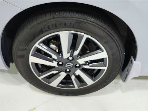 Certified 2025 Nissan Versa SV w/ Trunk Package FWD image 51