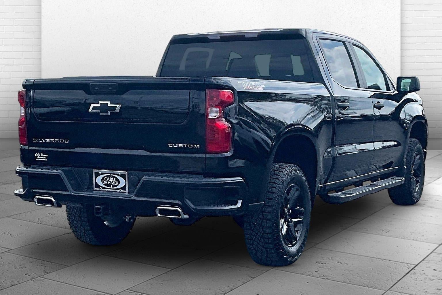 Used 2026 Chevrolet Silverado 1500 Custom Trail Boss AWD/4WD image 14