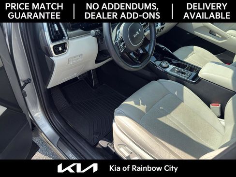 Used 2023 Kia Sorento SX Prestige w/ Panoramic Sunroof Package AWD/4WD image 9