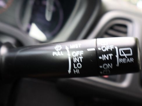 Used 2019 Honda HR-V LX image 32