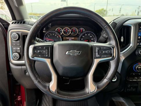 Used 2020 Chevrolet Silverado 1500 LT Trail Boss AWD/4WD image 34