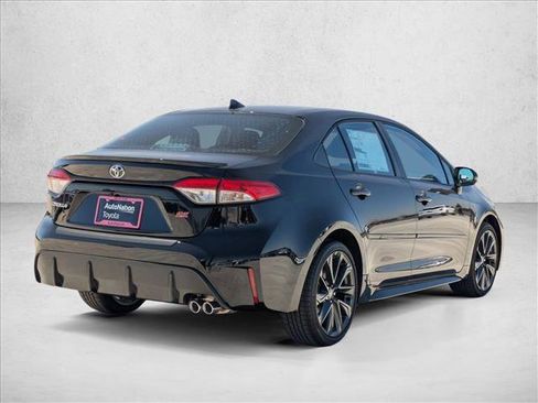 Certified 2025 Toyota Corolla SE FWD image 2