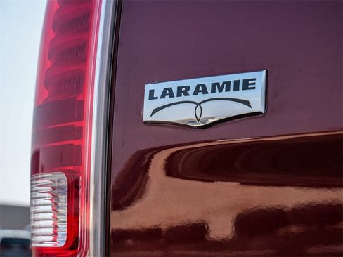 Used 2017 RAM 2500 Laramie image 13