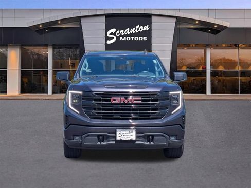 Used 2024 GMC Sierra 1500 Elevation AWD/4WD image 8