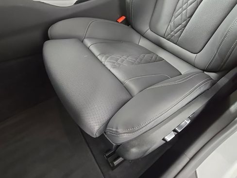 Certified 2022 BMW 540i xDrive w/ Convenience Package image 14