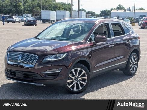 Used 2019 Lincoln MKC Reserve image 1