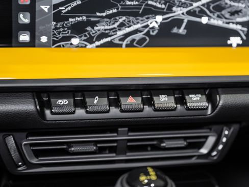 Used 2022 Porsche 911 GT3 image 33