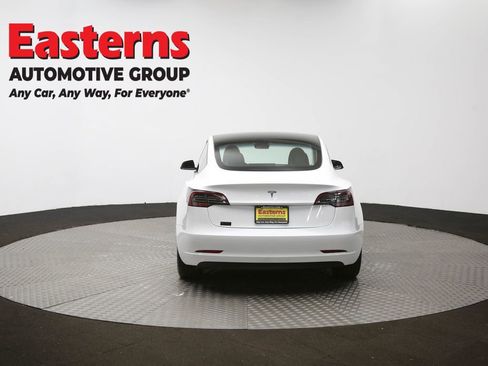 Used 2023 Tesla Model 3 Standard Range image 35
