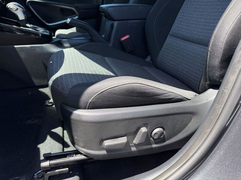 Used 2023 Kia Soul EX FWD image 25