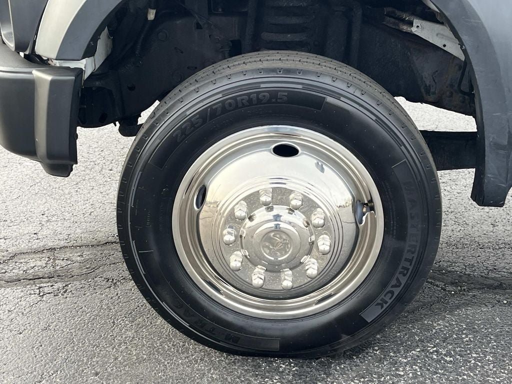 Used 2008 Ford F550 2WD Regular Cab Super Duty image 9