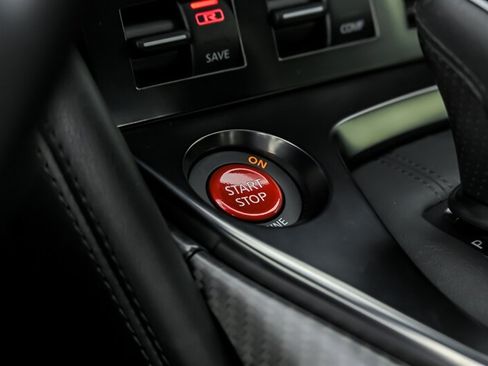 Used 2017 Nissan GT-R Premium AWD/4WD image 35