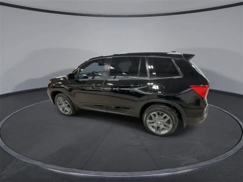 Used 2023 Honda Passport EX-L image 6