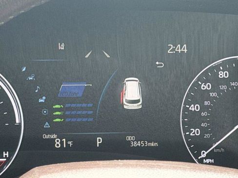 Certified 2024 Toyota Sienna Platinum FWD image 15