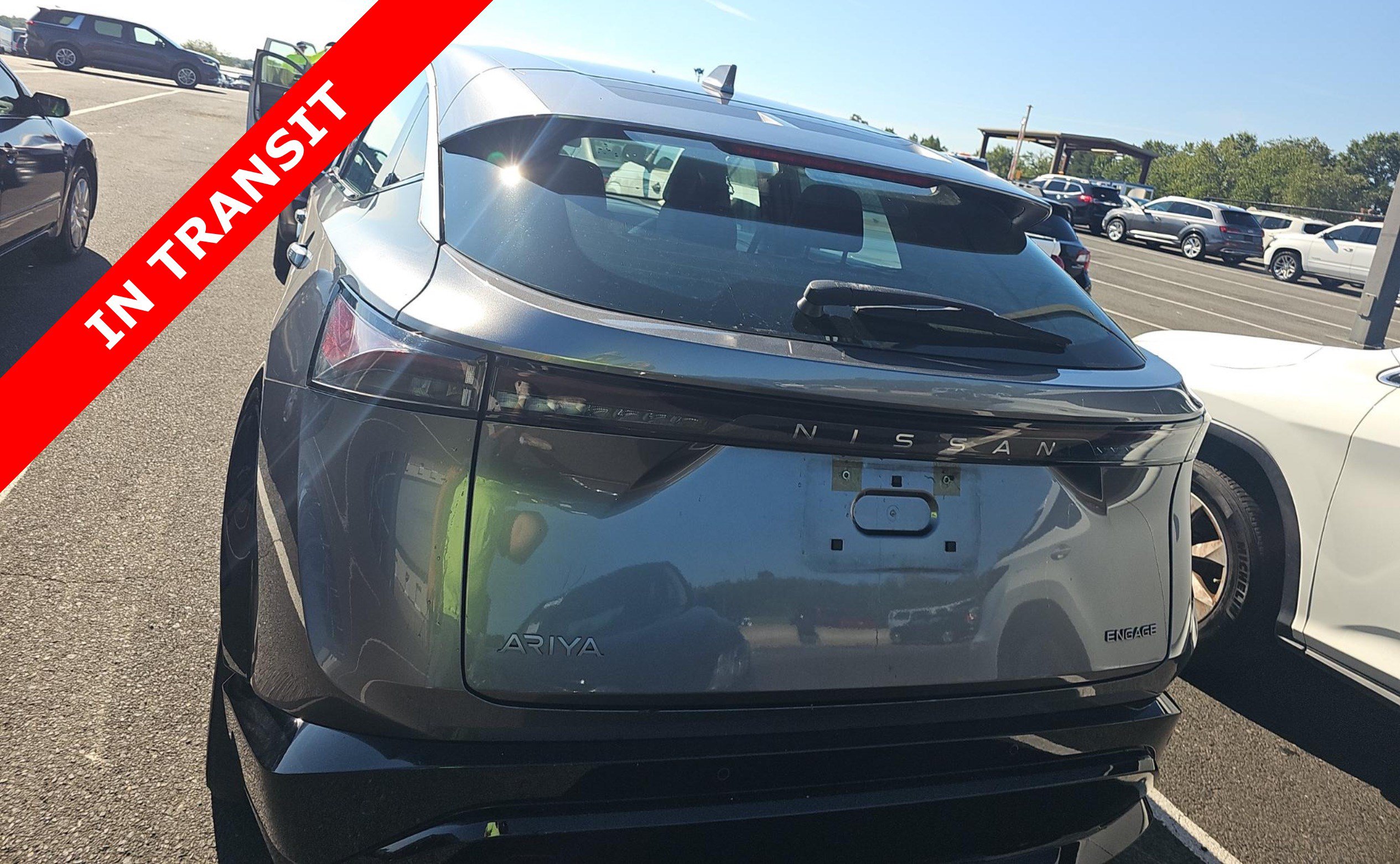 Used 2023 Nissan Ariya FWD image 4