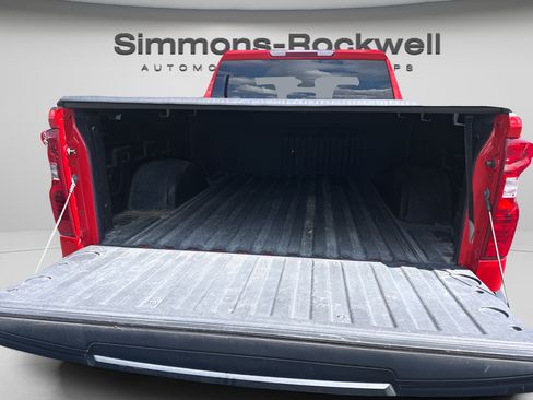 Used 2024 Chevrolet Silverado 1500 Custom w/ Rally Edition AWD/4WD image 11