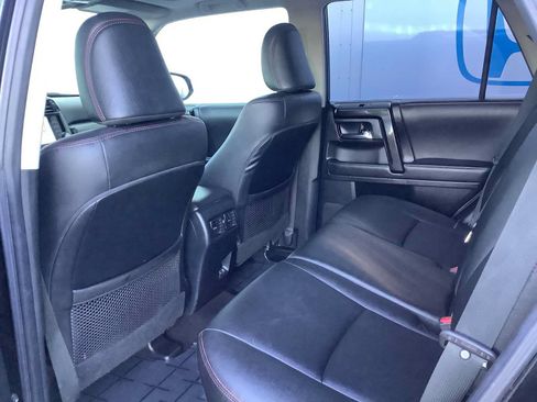 Used 2021 Toyota 4Runner TRD Off-Road Premium w/ Moonroof Package AWD/4WD image 12