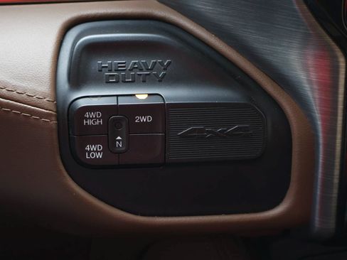 Used 2019 RAM 2500 Limited AWD/4WD image 17