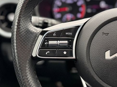 Used 2023 Kia Forte GT-Line image 11