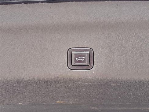 Used 2022 GMC Yukon Denali AWD/4WD image 23