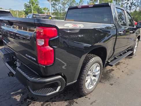 Used 2026 Chevrolet Silverado 1500 Custom image 6