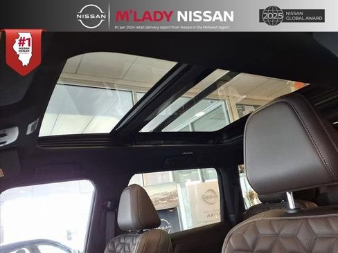 New 2025 Nissan Armada Platinum Reserve image 7