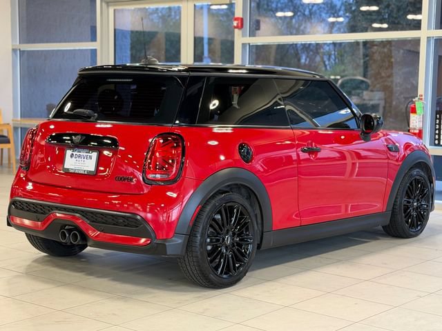 Used 2023 MINI Cooper S w/ Signature Upholstery Package FWD image 12