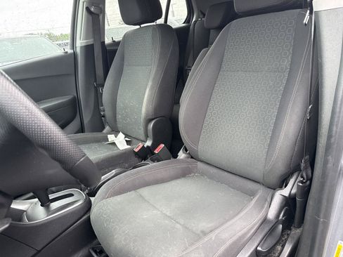 Used 2020 Chevrolet Trax LS w/ Tint and Cruise Package FWD image 8