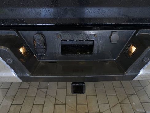 Used 2023 Ford F150 XLT w/ XTR Package image 13