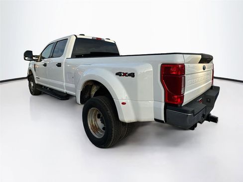 Used 2022 Ford F350 XLT image 5