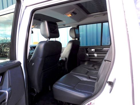 Used 2016 Land Rover LR4 HSE LUX image 15