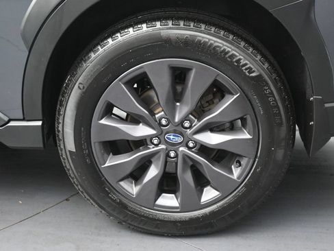 Used 2023 Subaru Outback Onyx Edition AWD/4WD image 37