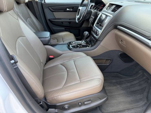 Used 2017 GMC Acadia Limited SLT FWD image 22