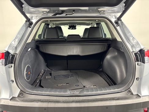 Certified 2023 Toyota Corolla Cross XLE w/ Convenience Package image 32