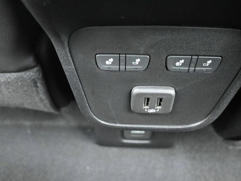 Used 2022 Chevrolet Equinox Premier FWD image 14