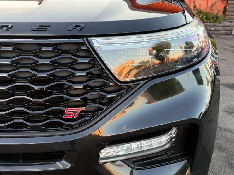 Used 2020 Ford Explorer ST w/ ST Street Pack AWD/4WD image 5