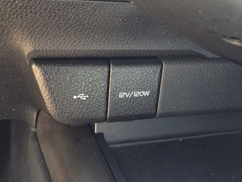 Used 2023 Toyota Camry SE FWD image 25