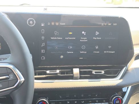 New 2026 Chevrolet Equinox LT w/ Convenience Package II AWD/4WD image 17