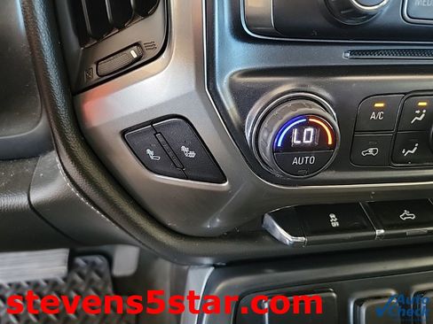 Used 2018 Chevrolet Silverado 1500 LTZ Z71 image 17