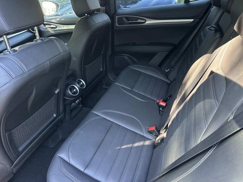 Used 2025 Alfa Romeo Stelvio Sprint w/ Veloce Package AWD/4WD image 15