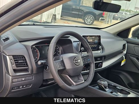 New 2026 Nissan Rogue SV image 13