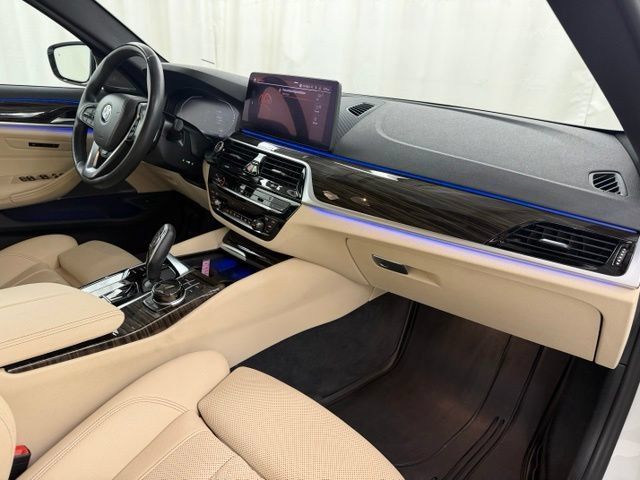 Used 2022 BMW 540i xDrive w/ Executive Package AWD/4WD image 15