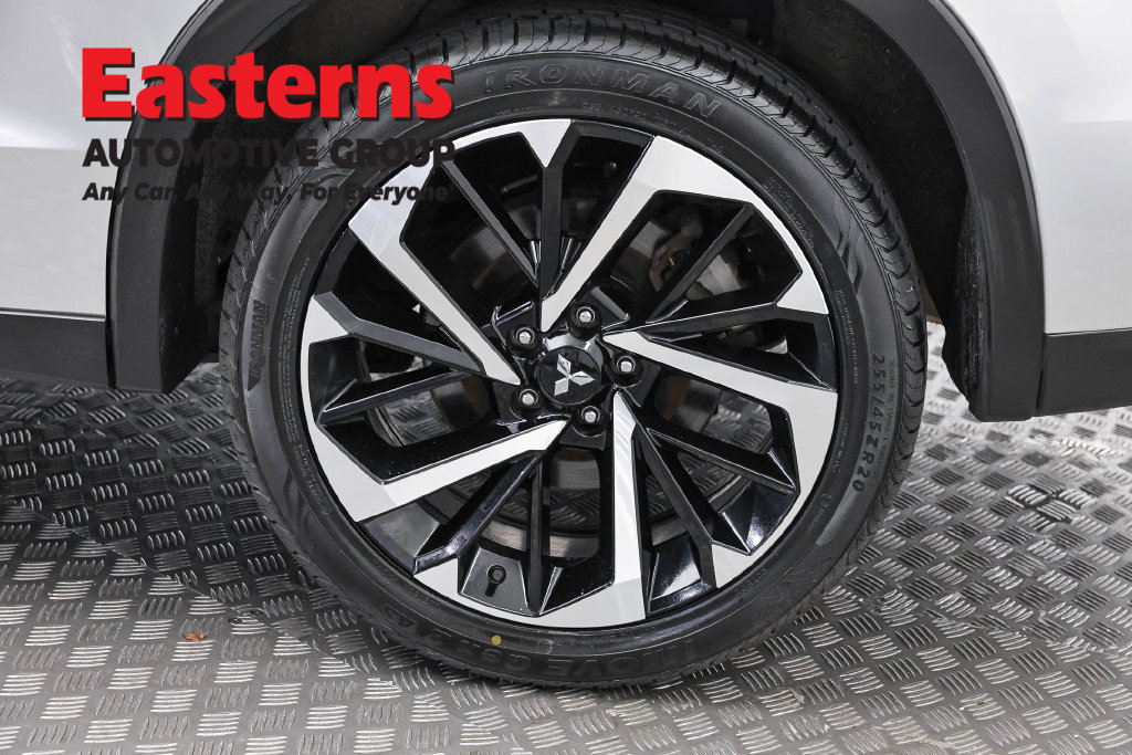 Used 2024 Mitsubishi Outlander SE AWD/4WD image 34