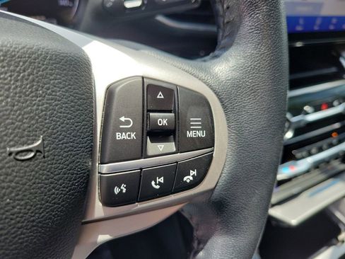 Used 2022 Ford Explorer Limited w/ Equipment Group 301A RWD image 21