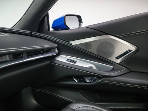 Used 2020 Chevrolet Corvette Stingray Premium Cpe w/ 3LT Preferred Equipment Group image 31